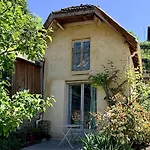 Les Trois Jardins Avec Wifi Et Parking Gratuit Sarlat