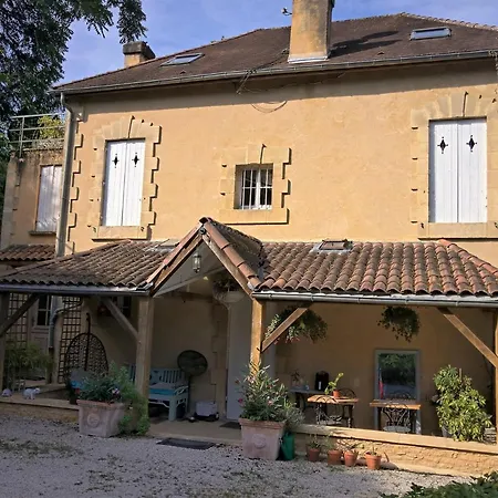 Les Trois Jardins Avec Wifi Et Parking Gratuit