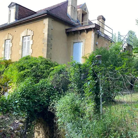 Les Trois Jardins Avec Wifi Et Parking Gratuit *